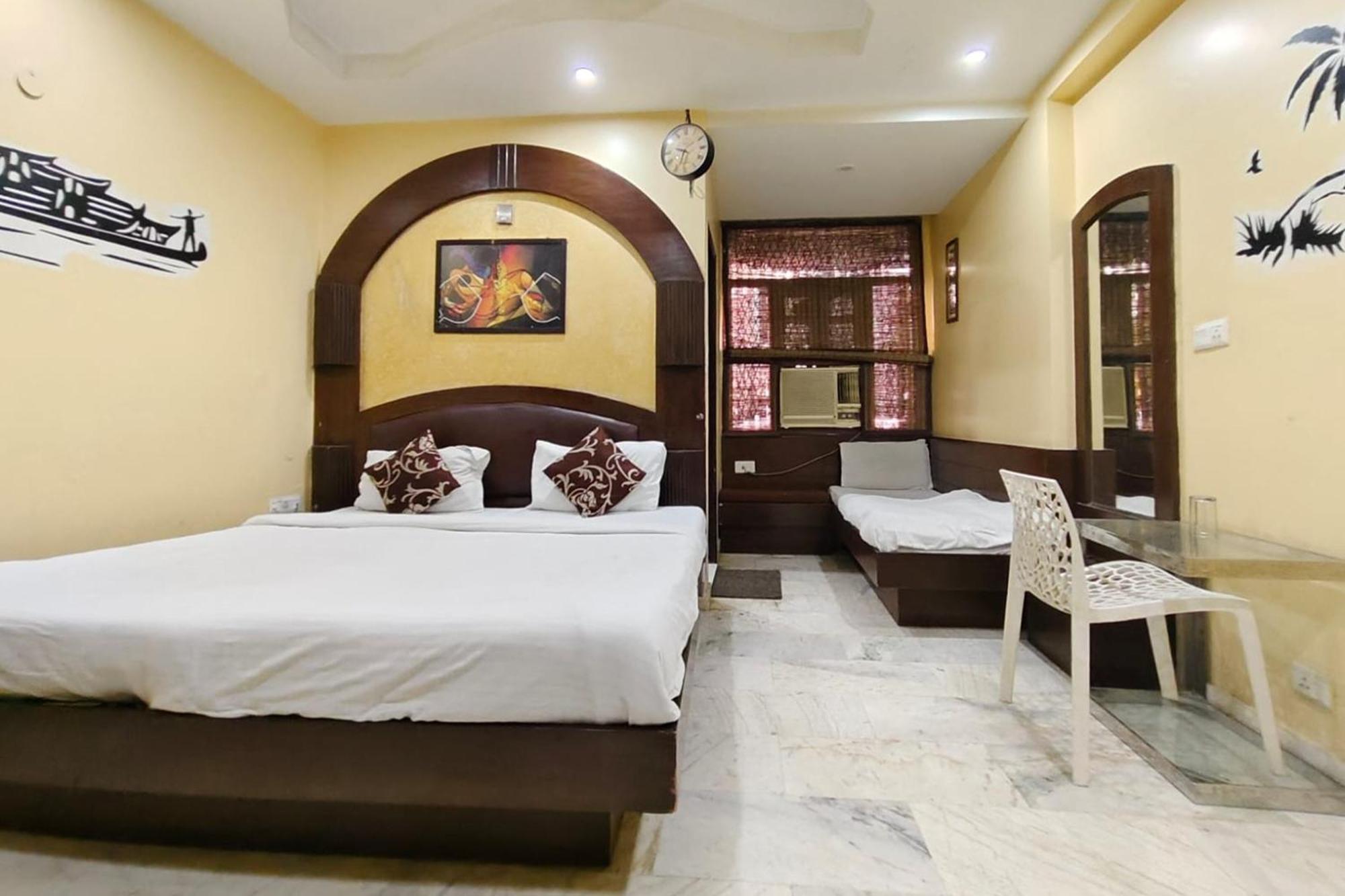 Spot Inn Hostel New Delhi Exterior foto