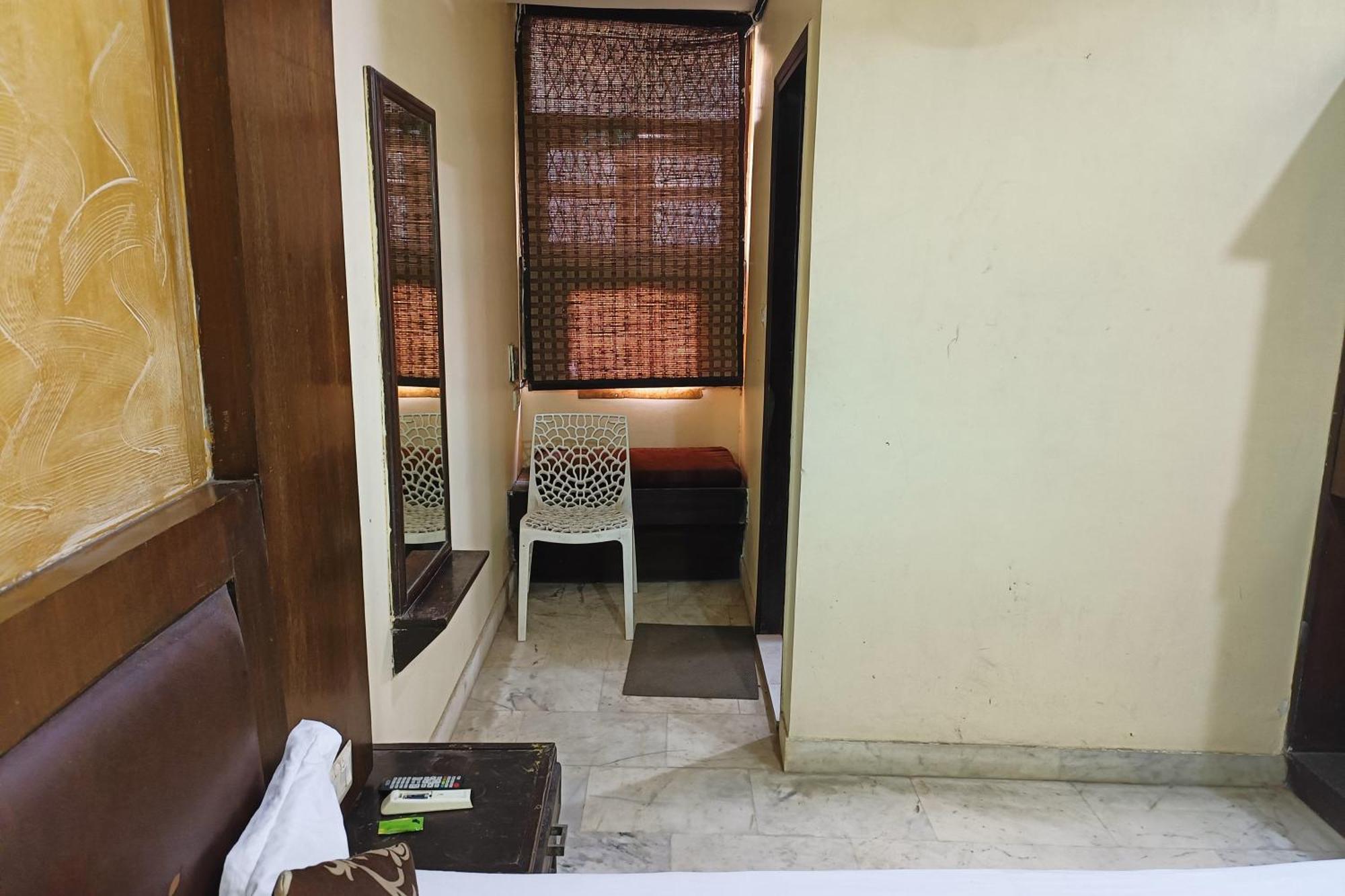 Spot Inn Hostel New Delhi Exterior foto