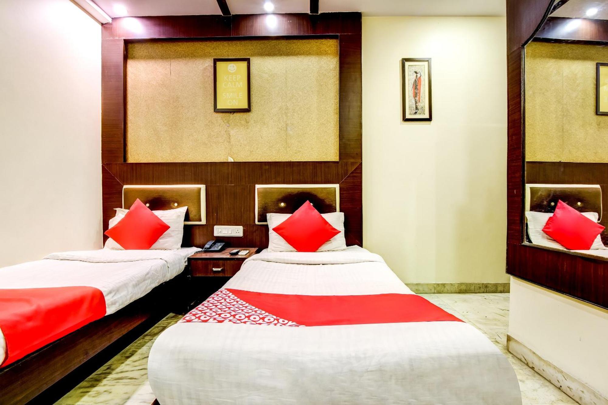 Spot Inn Hostel New Delhi Exterior foto