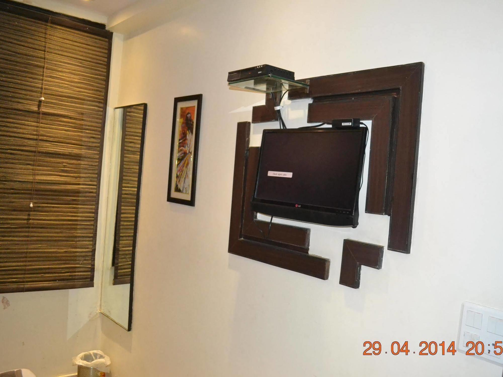 Spot Inn Hostel New Delhi Exterior foto