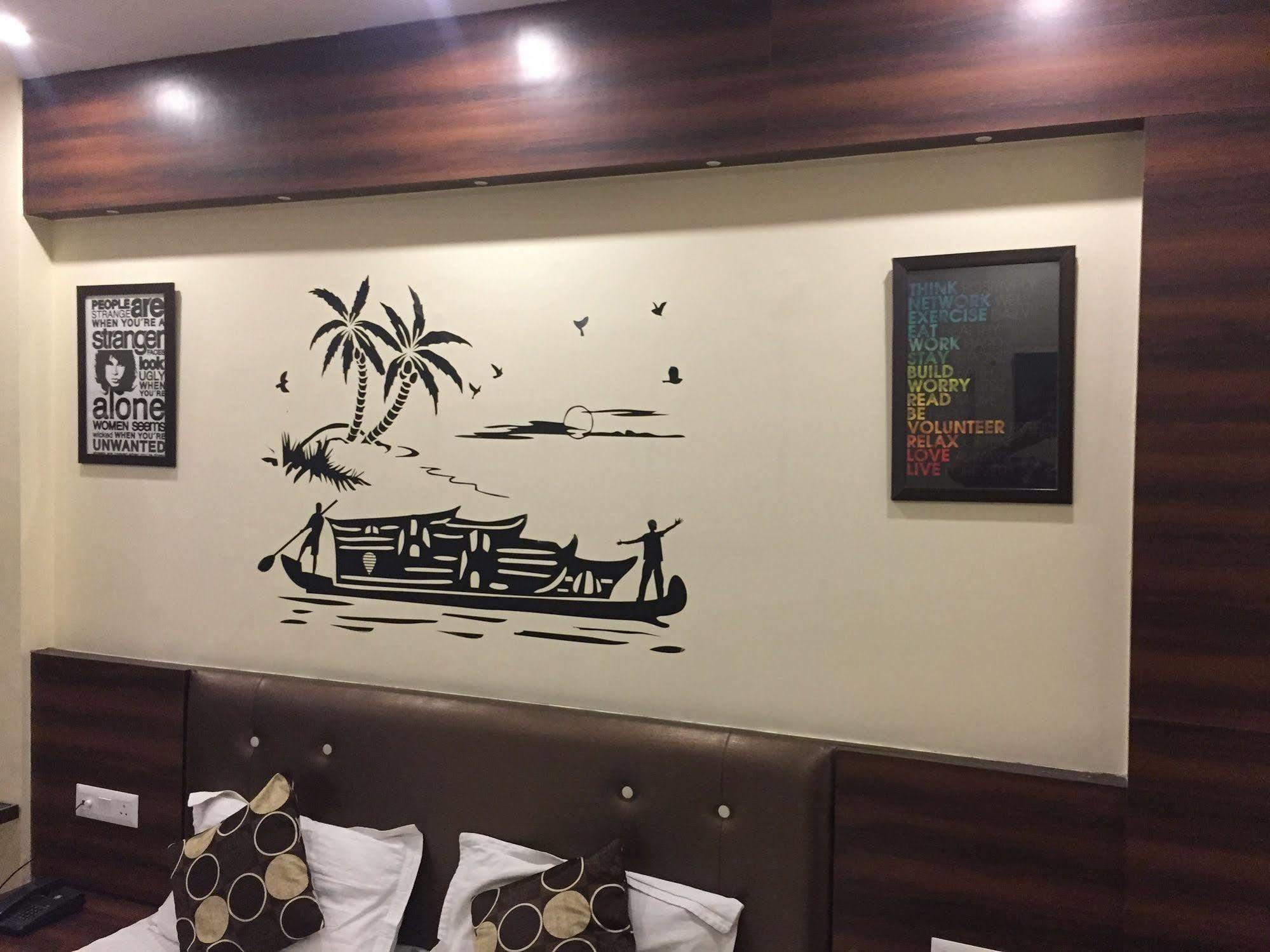 Spot Inn Hostel New Delhi Exterior foto